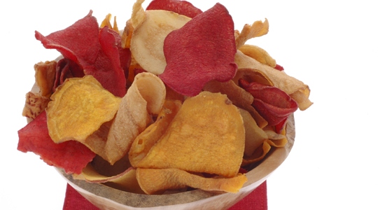 Chips de légumes frits