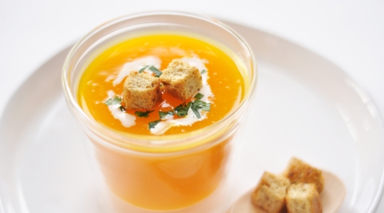 Crème de potimarron à l’orange, carotte et épices