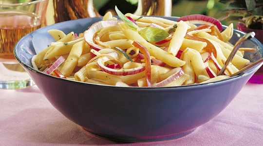 Salade de pâtes aux légumes croquants