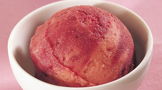Crème glacée aux myrtilles