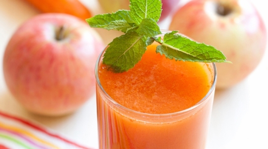 Appel, worteltjes, sinaasappel