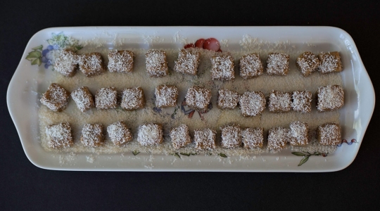 Petits dés chocolat, orange et fruits secs par thefloshow.com