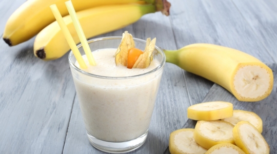 Bananenmilkshake met amandelmelk Cook Expert