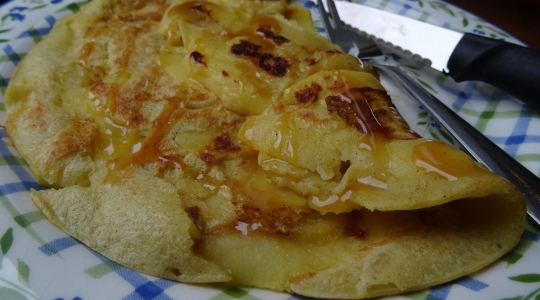 Crêpe épaisse aux pommes