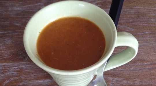 Tomatensoep met een pitje