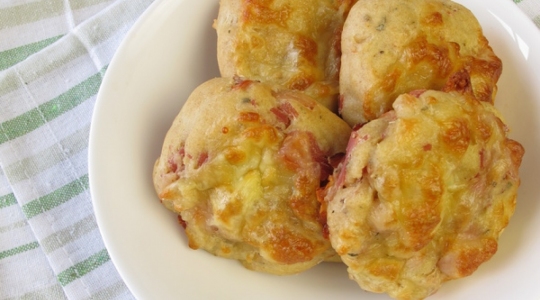 Petits pains au jambon italien