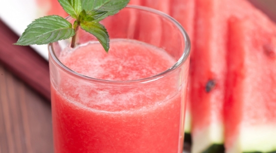 Gazpacho van watermeloen Juice Expert Magimix